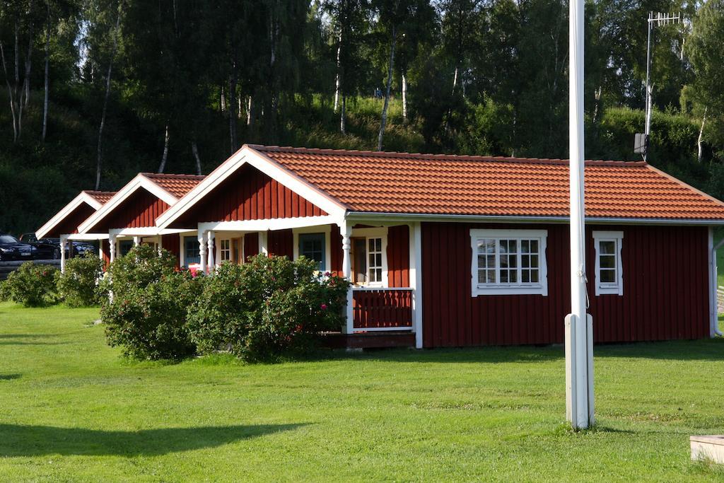 Ratt O Roder Stugby & Konferens Villa Djuras Стая снимка